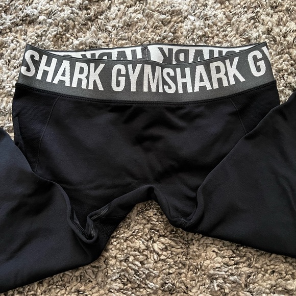 Gymshark Flex Mid-Rise - Picture 2 of 3